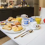 Quiriti Vatican Relais לינה וארוחת בוקר 4*